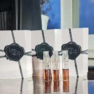 Viktor & Rolf Flowerbomb Eau De Parfum Perfume Spray Samples 0.05 Fl oz X 3